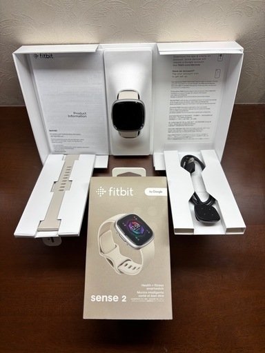 スマートウォッチ　Fitbit Sense 2 ホワイト ほぼ未使用！
