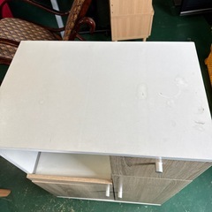 定価2.5万！レンジ台！の画像