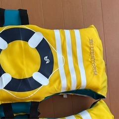 ライフジャケットの画像