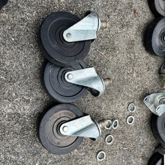 ローラー、タイヤ　無料
の画像