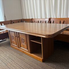 美品　ダイニングテーブル８点セットの画像