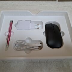 Androidタブレット10.1 インチの画像