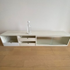 収納ボックスの画像