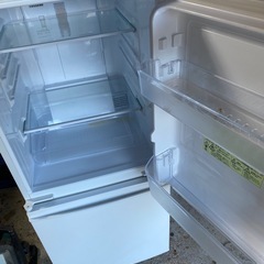 2019年式　シャープ　冷蔵庫の画像