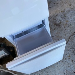 2019年式　シャープ　冷蔵庫の画像