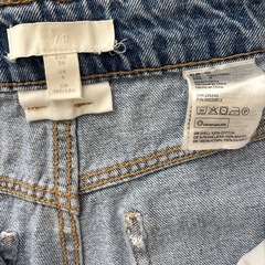 H&Mデニム、アニエスbパンツの画像