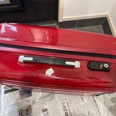 スーツケース赤の画像