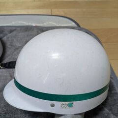 小山市立城南中学校自転車用ヘルメットの画像