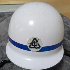 小山市立城南中学校自転車用ヘルメットの画像