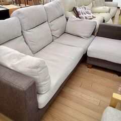 ★リユースのサカイつくば店★TK7682  3人掛けソファ アイボリー H77×D90×W197 クリーニング済みの画像