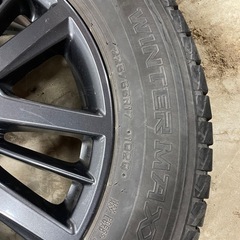 スタッドレスタイヤホイール付4本セットの画像