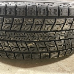 スタッドレスタイヤホイール付4本セットの画像