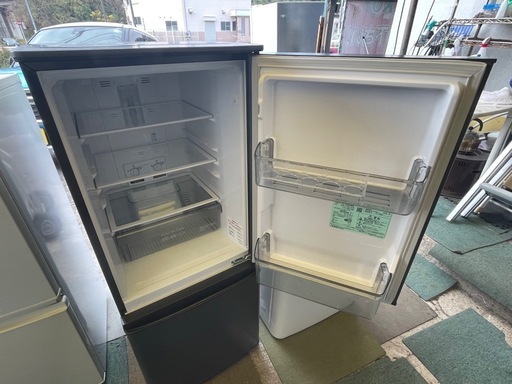 【リサイクルサービス八光】2022年製　三菱電機　冷蔵庫 Pシリーズ マットチャコール MR-P15G-H [146L /2ドア /右開きタイプ]