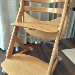 大和屋　スクスク　ベビー用　食卓椅子の画像