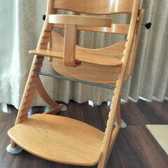 大和屋　スクスク　ベビー用　食卓椅子の画像