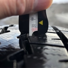 ダンロップウインターマックスSV01☆195/80R15☆6〜7部山☆ハイエースやキャラバンにの画像