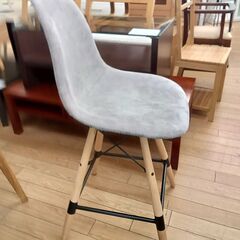 ★リユースのサカイつくば店★TK7684  カウンターチェア グレー H103×D48×W46 クリーニング済みの画像