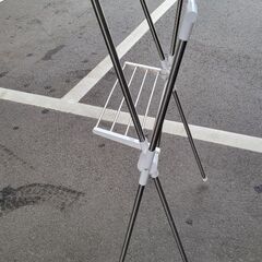 室内干しラックの画像