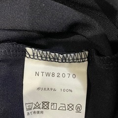 THE NORTH FACE ネイビー Tシャツの画像