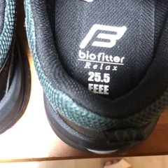 新品⭐︎スニーカー（25.5cm）軽量＆ゆったり幅広4Eタイプの画像