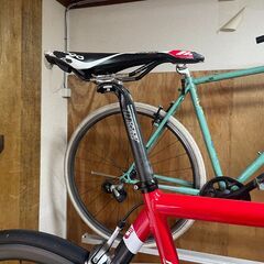 最終処分特価　全部コミコミ♪◆全部コミコミ ◆ 7005番台アルミニウム・カーボンバックフレームセット使用アルテグラ組み完成車 ◆ FELT　CA-1 の画像