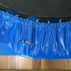 トランポリンとマットの画像