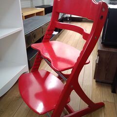 ★リユースのサカイつくば店★TK7687 大和屋 すくすくチェア レッド H75×D50×W45 クリーニング済みの画像