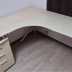 オフィスL字テーブルの画像