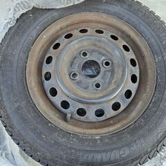 スタッドレスタイヤ(軽自動車用)の画像