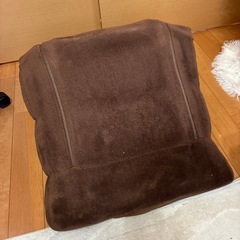 折りたたみ座椅子の画像