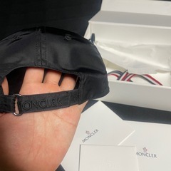 MONCLER ブラックキャップの画像