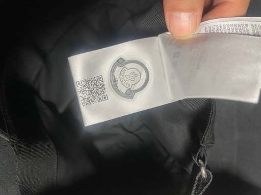 MONCLER ブラックキャップ