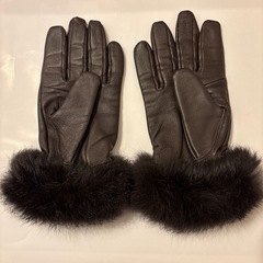 【差し上げます】レディース　ファー付手袋の画像