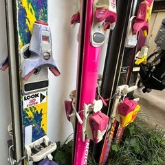 スキー板4点セットの画像