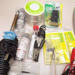 ※お引き取り先決定済み※ハンダ工作　電子工作　配線工作　工具・部材セット　【画像左上のエコハンダは除外】　【非対面取引です】　の画像
