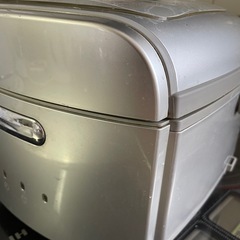 【差し上げます】5.5合炊き炊飯器　三菱製の画像