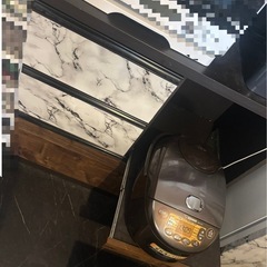 食器棚  リメイクシート 大理石調の画像