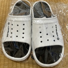AIR WALKサンダルの画像
