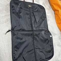 ガーメントバッグの画像