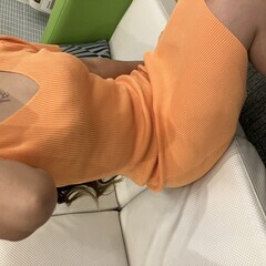 CHILLE リブニット ワンピース オレンジ Vネック 半袖 タイト ストレッチ フリーサイズの画像