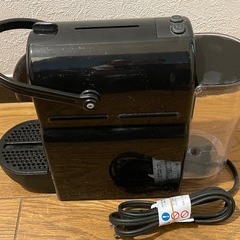 【お譲りします】ネスレネスプレッソ コーヒーメーカー 2016年製の画像