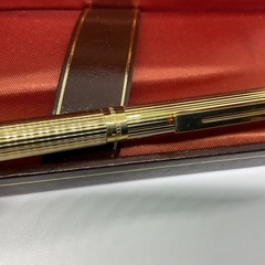 SHEAFFER（シェーファー） ゴールドカラー ボールペン ケース付きの画像