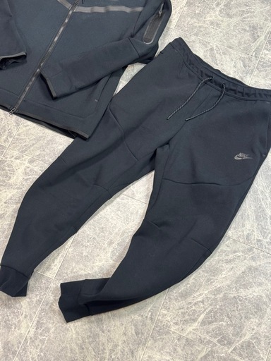 決まりました！NIKE テックフリース 上下セット セットアップ　