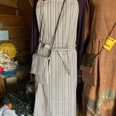 着物リメイク　ロングエプロン ＋ ポシェットの画像