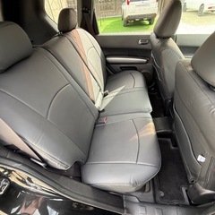 H20 ニッサン エクストレイル　業販現状販売！ベッドライトカバー新品の画像