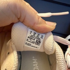 PUMA レディース　シューズの画像
