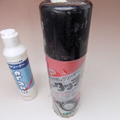 ※お引き取り先決定済み※【未使用品】タイヤ艶出しクリーナーノータッチ＆ガラスクリーナー　経年品　【非対面取引です】の画像