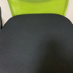 オフィスチェア (スツールは付いてません)の画像