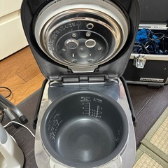 パナソニック　可変圧力IHジャー炊飯器　2021年製　SR-MPA101の画像