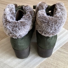 ショートブーツの画像